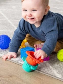 Coffret Balles, Cubes Et Gobelets Infantino Multicolore - Infantino -Bébé Boutique coffret balles cubes et gobelets infantino 2