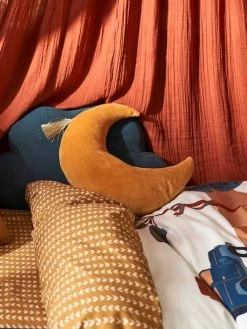 Coussin Lune En Velours EDEN INDIA Ocre - Vertbaudet 7 Coussin Lune En Velours EDEN INDIA Ocre - Vertbaudet -Bébé Boutique coussin lune en velours eden india 2