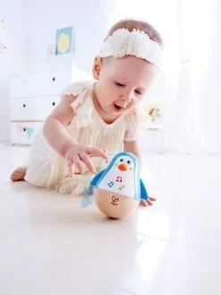 Pingouin Culbuto Musical HAPE Bleu - Hape -Bébé Boutique pingouin culbuto musical hape 2
