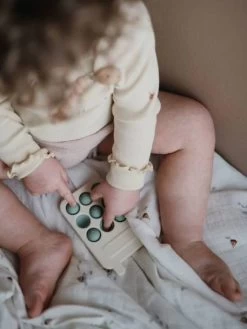 Pop-it Téléphone - MUSHIE Rose - Mushie -Bébé Boutique pop it telephone mushie 2